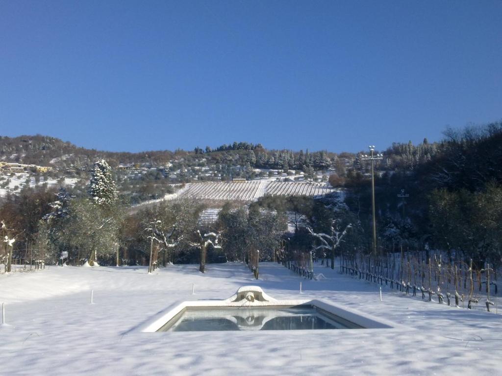 Podere Il Poggiolo Villa Rufina Luaran gambar